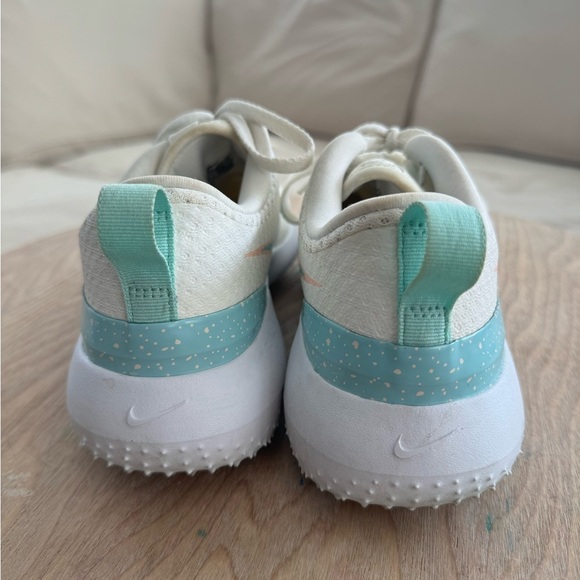 NIKE Golf Ladies Rosche G Spikeless Shoe White Turquoise Peach Size 7.5 - Picture 6 of 9